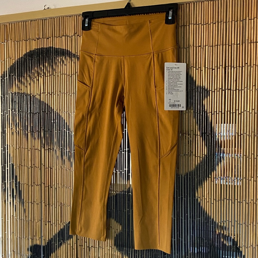 Lululemon Fast and Free Crop 19”